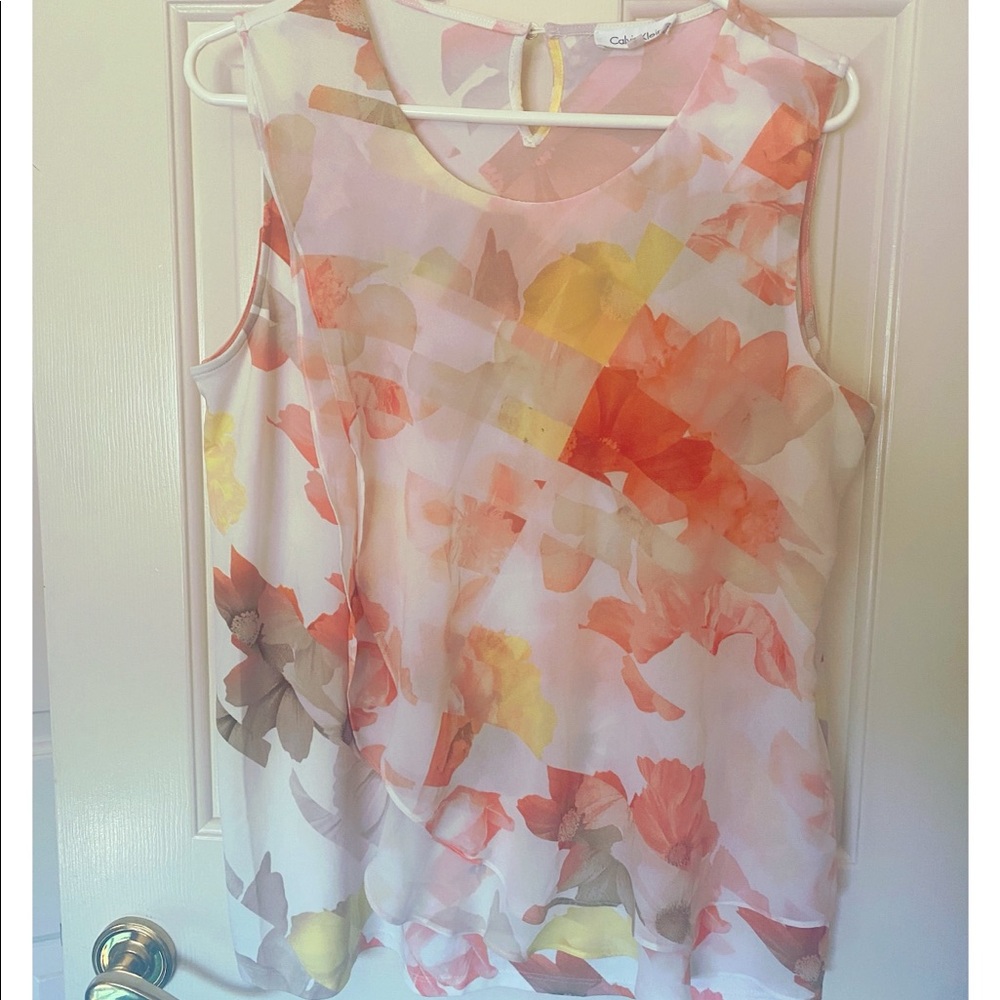Floral sleeveless blouse